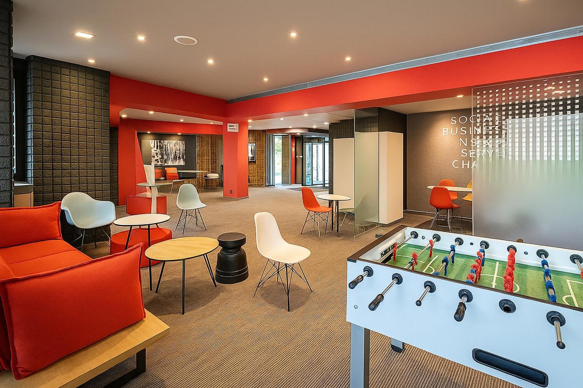 Hotel Ibis Milano Ca' Granda Esterno foto