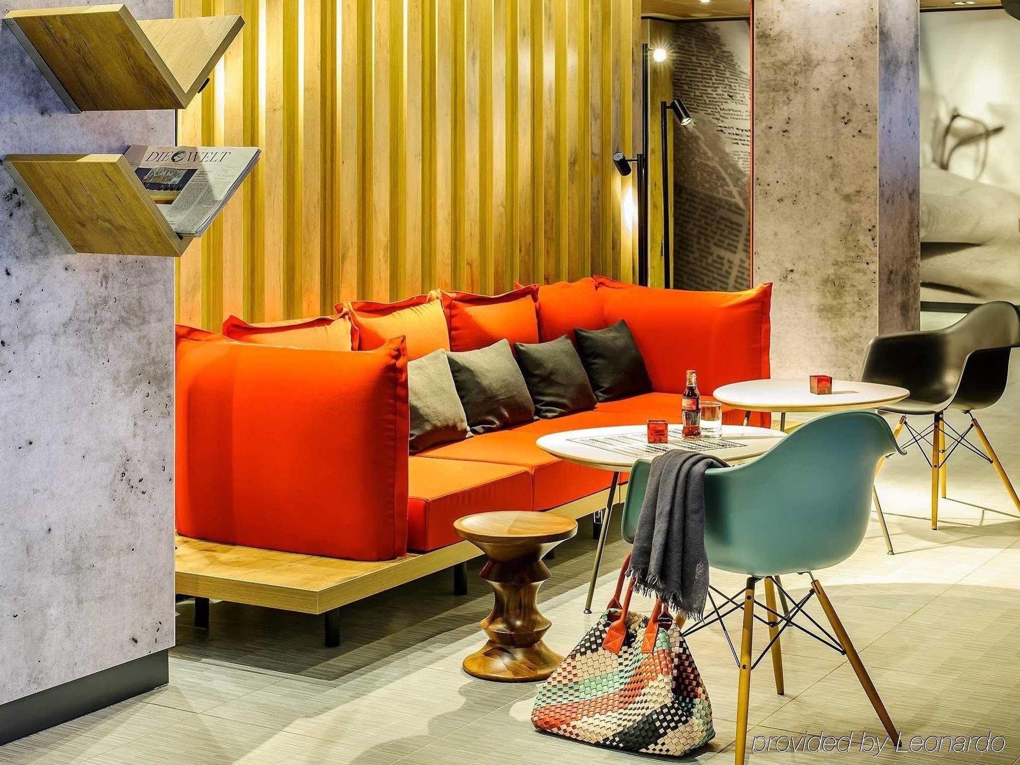 Hotel Ibis Milano Ca' Granda Esterno foto